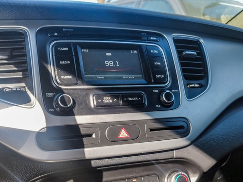 Kia Carens 2015