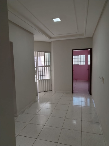 Casa Com 3 Quartos À Venda, 130m² - Salgadinho