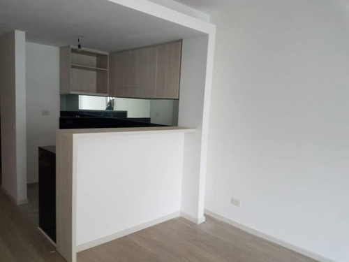 Imagen 6 de 30 de Monoambiente O Estudio Profesional A Estrenar, Con Balcón Y Terraza Común Con Parrilla