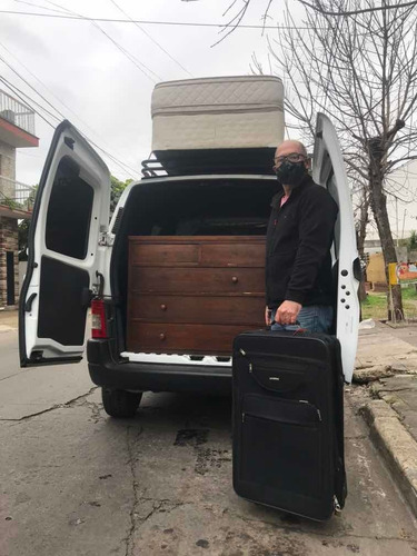 Imagen 3 de 5 de Mini Fletes - Traslados - Repartos El Vasquito