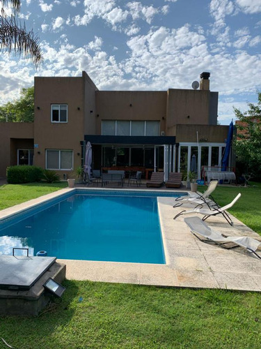 Venta Casa El Nacional Club De Campo General Rodríguez