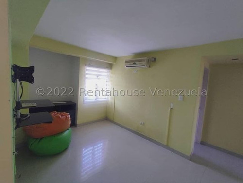 Imagen 11 de 19 de Vendo Apartamento En Urbanizacion Los Roques (intercomunal Turmero) Codigo 23-1127 Carlos M. 04243535083
