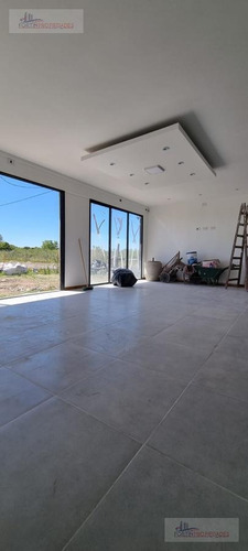Imagen 7 de 19 de Casa En Venta De 3 Hab. En Arana, La Plata. (a Estrenar)