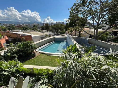 Imagen 12 de 17 de Venta Apartamento Pb Duplex 3h+s/3b+s/5p Altamira