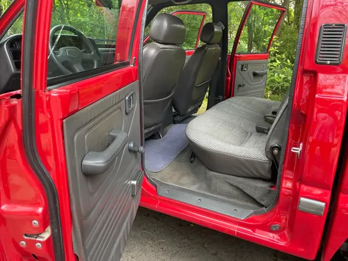 Mazda B2600 2.6 B2600
