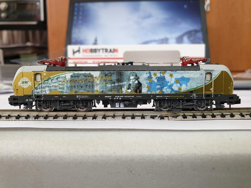 Imagen 2 de 10 de Locomotora Elèctrica Vectron Hobbytrain Escala N H2982