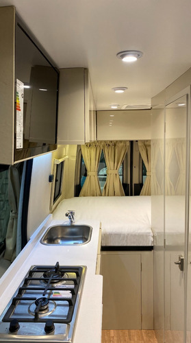 Imagen 8 de 15 de Motorhome Mercedes Benz Sprinter 0km 2022 Homologada
