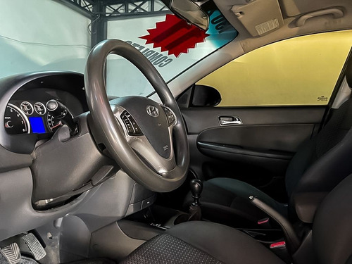 Imagem 3 de 10 de Hyundai I30 2.0 Mpfi Gls 16v