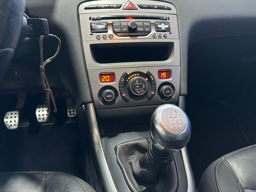 Peugeot 308 2.0 Feline 143cv