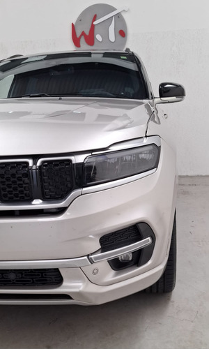 Jeep Commander 2.0 Overland 4x4 Aut. 5p