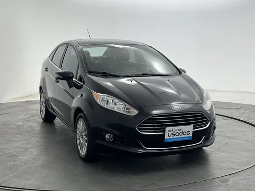Ford Fiesta TITANIUM 1.6 AUT