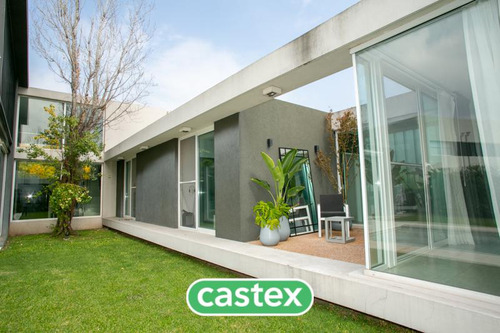 Moderna Casa En Venta En Terravista, General Rodriguez