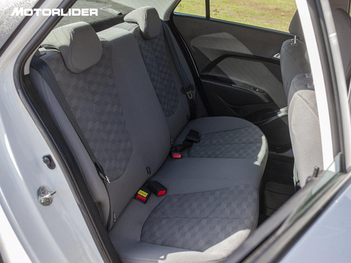 Imagen 13 de 25 de Hyundai Hb20s Comfort Extra Full 1.6 | Permuta / Financia