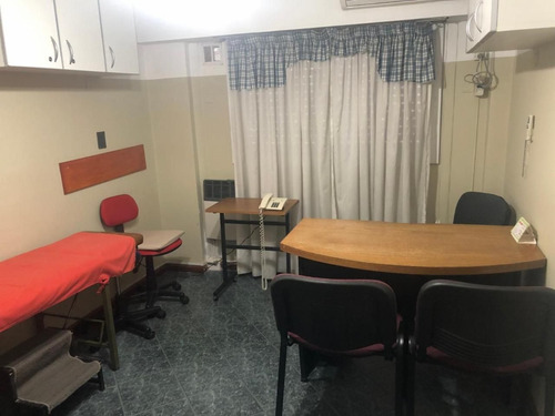 Imagen 12 de 30 de Centro Médico En Venta De Excelente Ubicación En Banfield Este