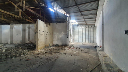 Local En Venta En Veracruz A 2 Cuadras Del Mercado Hidalgo, 2,706 M2 De Construccion