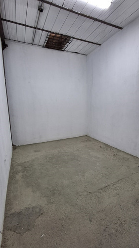 Se Vende Galpón Industrial Con Oficina Y Local Comercial En Guaicay