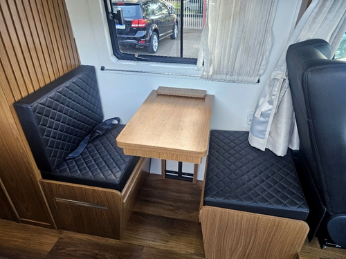 Mercedes-Benz Sprinter 2.2 CDI DIESEL VAN 516 TA EXTRA LONGO 18L MANUAL