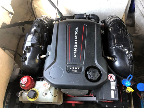 Imagen 13 de 14 de Lancha Cuddy Vision 230 Volvo 200 Hp Webmarine