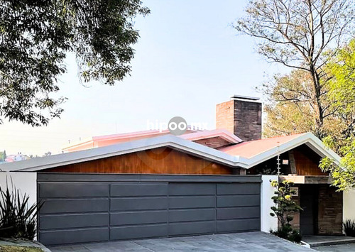 Casa En Venta En Bosque De Las Lomas