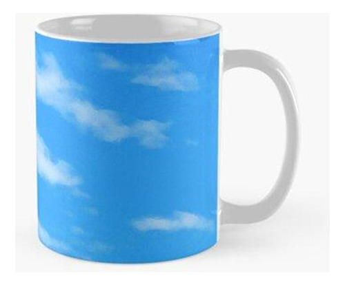 Taza Nubes En Los Cielos Despejados De Ottawa. Comprar Ahora