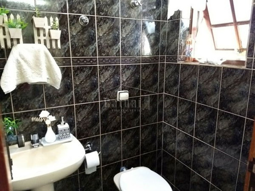 Imagem 8 de 16 de Casa Sobrado Padrão Com 3 Quartos - 248225-v