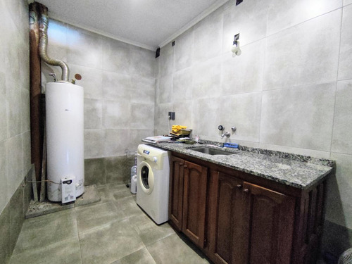 Suipacha 2800 - Casa De 3 Dormitorios En Venta Con Pileta - Rosario, Parque Casado