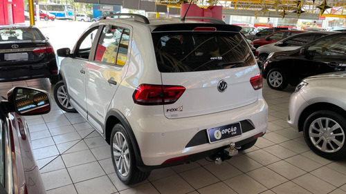 Imagem 5 de 8 de Volkswagen Fox 1.0 Mpi Track 12v Flex 4p Manual