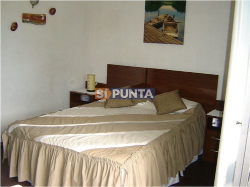 Imagen 11 de 13 de Apartamento En Mansa, 1 Dormitorios *