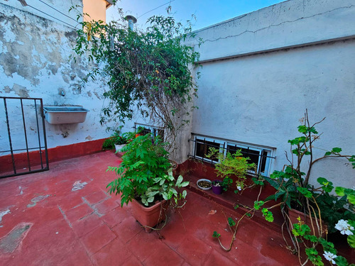 Humberto Primo 1600 - Casa En Venta De Tres Dormitorios