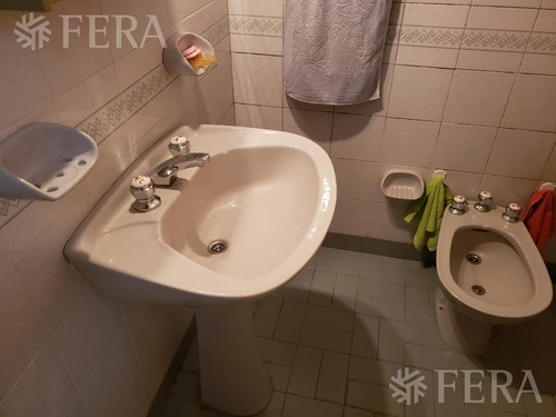 Imagen 11 de 14 de Venta Ph 2 Ambientes Con Espacio Guardacoches, Patio Y Terraza En Sarandí (30183)