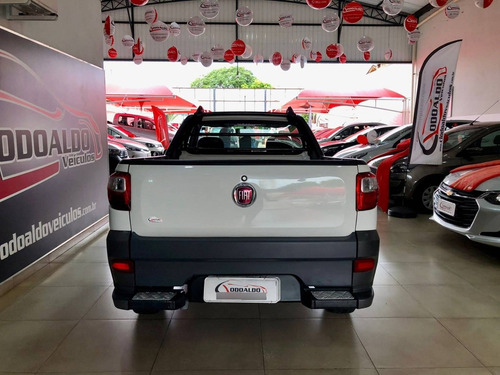 Imagem 4 de 9 de Fiat Strada 1.4 Mpi Hard Working Cs 8v Flex 2p Manual