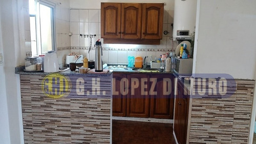 Imagen 13 de 17 de Excelente Galpon De 314m2 +depto 3amb Al Frente Con Balcon, Jardin De Invierno, Lavadero Y Patio Con Parrilla. Ref 689