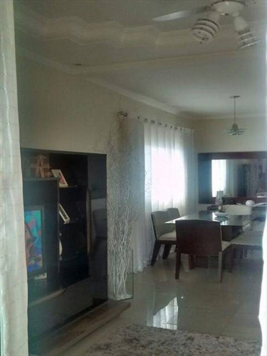 Imagem 4 de 12 de Casa Para Venda No Bairro, Esplanada Dos Barreiros, Muito Espaçoso. - Hm1736