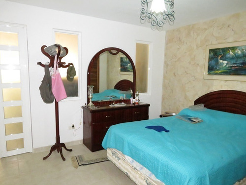 Imagen 8 de 19 de Lindo Duplex En Rosalito Con 2 Estacionamientos Y Un Lindo Jardin Privado.