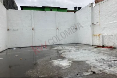 Lote y casalote en venta