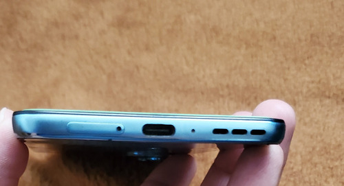 Celular Motorola Edge 30 Memoria Ram 8 Gb Y Memoria Interna 128 Gb Color Azul (Usado)