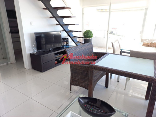 Imagen 12 de 29 de Apartamento En Venta De 2 Dormitorios En Punta Del Este