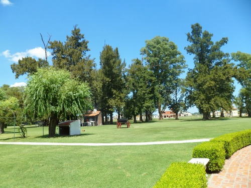 Lotes En Toda La Zona De Pilar, Cerca De Panamericana