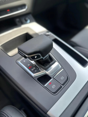 Audi Q5 2.0 45 Tfsi Advanced 252Cv