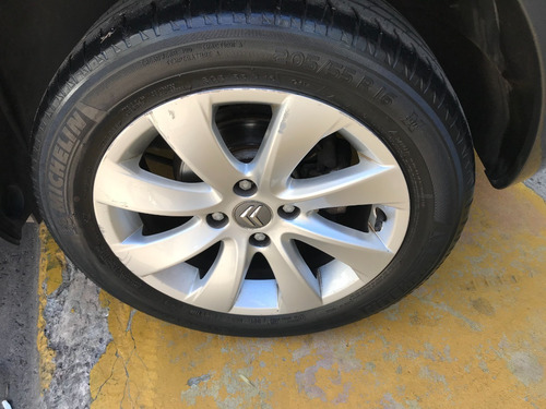 Citroen C4 5p 2.0i 16v Sx Mt 2013 Gris Impecable!