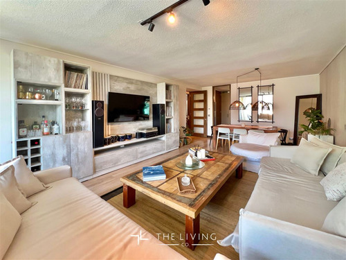 Precioso Y Moderno Penthouse Con Azotea En Venta!!