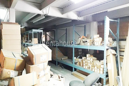 Imagen 5 de 14 de Edificio En Alquiler, Galpon-deposito Y Oficinas Juan Villarroel 0416 6120354