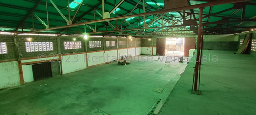 Galpónes Comercial En Venta En Zona Industrial 2 Barquisimeto Lara -- %%m-c-t%% Cod. 23 Guion 2 1 9 7 9