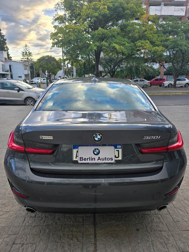 BMW Serie 3 2.0 320i Sedan Sportline