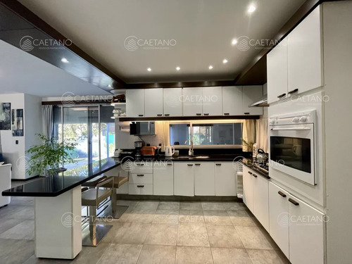 Venta Casa 4 Dormitorios Pinares Punta Del Este