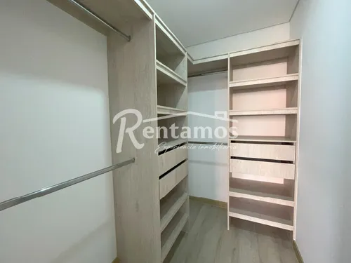 Apartamento En Arriendo En Loma De Las Brujas. Cod A775886