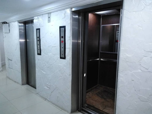 Imagen 3 de 5 de En Venta Apartamento En Urb. Las Quintas Rp