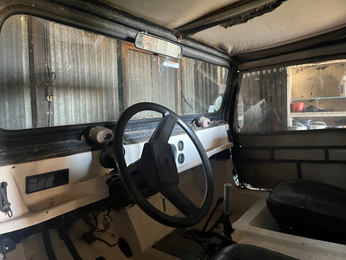 Jeep Ika Baqueano A Reparar Retirar En Baradero
