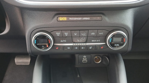 Imagen 18 de 25 de Ford Escape Titanium 4x4 Ecoboost 2023 Casatoro 170 M.b