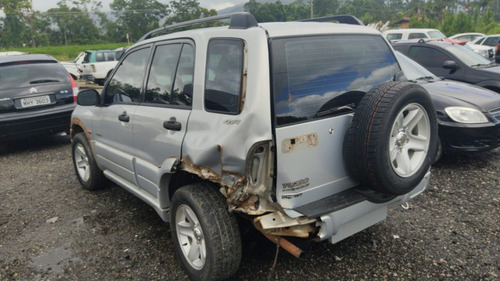 Imagem 3 de 5 de Sucata Chevrolet Tracker 2.0 4x4 Diesel 2003 Motor Peugeot
